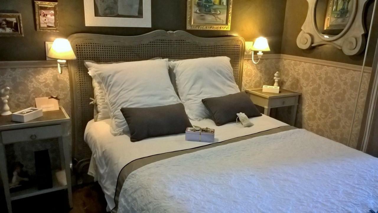 Le Clos Manceau Bed and Breakfast Le Mans Exteriör bild